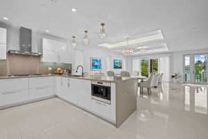 248 Shore Ct 248, Lauderdale By The Sea, FL 33308 Sold 11/20/24