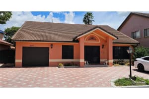 18813 NW 79th Ct, Hialeah, FL 33015 Sold 10/24/24