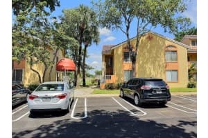 1119 Coral Club Dr 1119, Coral Springs, FL 33071 Sold 04/03/25