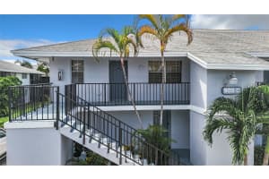 905 Southridge Rd C201, Delray Beach, FL 33444 Sold 11/04/24