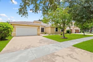 4286 NW 42nd Ter, Coconut Creek, FL 33073 Sold 10/31/24