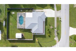 2532 SE Mariposa Ave, Port Saint Lucie, FL 34952 Sold 01/27/25