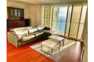1200 Brickell Bay Dr 1901, Miami, FL 33131 Sold 03/03/25