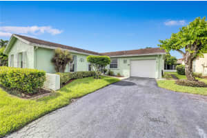 7359 N PINE PARK Drive, Lake Worth, FL 33467 Sold 11/22/24
