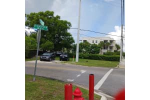 1800 E Dr Martin Luther King Jr Blvd, Pompano Beach, FL 33069 Sold 08/27/25