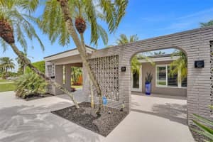 4050 NE 15th Ave, Oakland Park, FL 33334 Sold 11/22/24