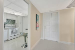 3100 N Palm Aire Dr 904, Pompano Beach, FL 33069 Sold 12/11/24