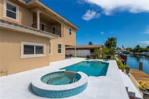 711 SE 6th Ter, Pompano Beach, FL 33060 Sold 02/04/25