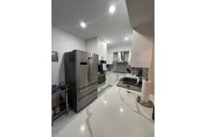 2501 S Ocean Dr 422, Hollywood, FL 33019 Sold 10/21/24