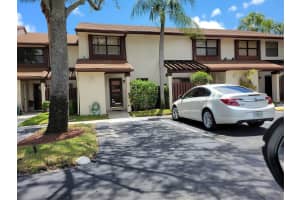 4316 Carambola Cir 4316, Pompano Beach, FL 33066 Sold 12/16/24