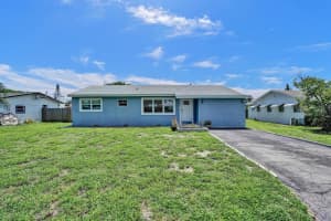 812 Minnesota St, Lantana, FL 33462 Sold 10/31/24