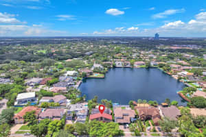 3840 N 40th Ave, Hollywood, FL 33021 Sold 12/06/24