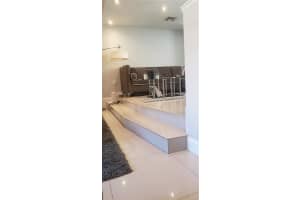 2891 NE 185th St 1004, Aventura, FL 33180 Sold 12/13/24