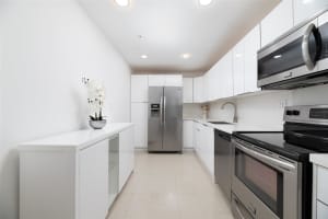 3001 S Ocean Dr 609, Hollywood, FL 33019 Sold 12/17/24