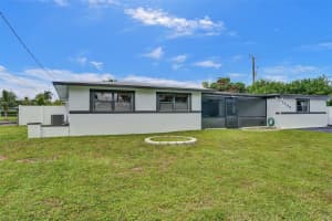 1709 E River Dr, Margate, FL 33063 Sold 04/09/25