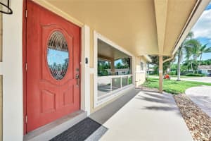 541 SE 4th St, Deerfield Beach, FL 33441 Sold 08/15/25