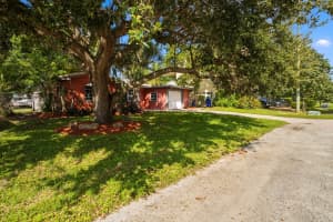 381 SE 14th Ave, Pompano Beach, FL 33060 Sold 12/04/24