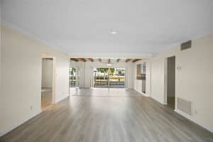 381 SE 14th Ave, Pompano Beach, FL 33060 Sold 12/04/24