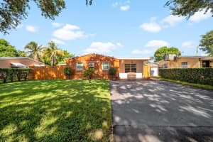 1511 N 72nd Ave, Hollywood, FL 33024 Sold 08/15/25