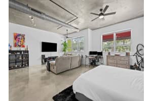 313 NE 2nd St 201, Fort Lauderdale, FL 33301 Sold 12/13/24