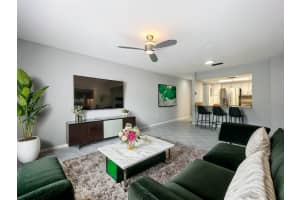 441 SE 10th St 105D, Dania Beach, FL 33004 Sold 10/30/24