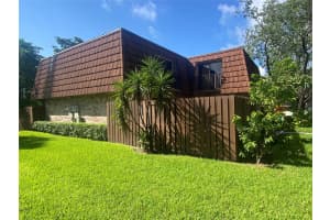 4063 Wimbledon Dr, Cooper City, FL 33026 Sold 11/18/24