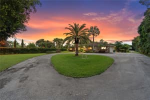 13900 MUSTANG TRAIL, Southwest Ranches, FL 33330 Sold 11/27/24