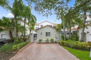 1250 Weeping Willow Way 1250, Hollywood, FL 33019 Sold 12/18/24