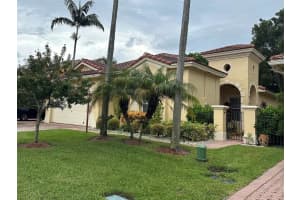 5855 NW 119th Dr, Coral Springs, FL 33076 Sold 10/23/24