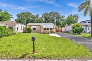 308 SW 10th St, Fort Lauderdale, FL 33315 Sold 10/15/24