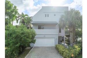 600 NE 10th Ave, Fort Lauderdale, FL 33304 Sold 11/04/24