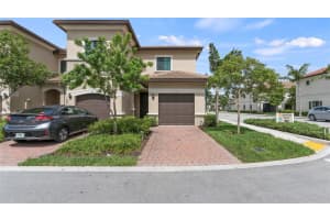 4212 N Dixie Hwy 32, Oakland Park, FL 33334 Sold 01/10/25