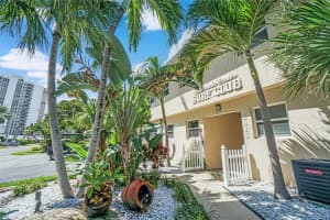 2815 NE 33rd Ave 106, Fort Lauderdale, FL 33308 Sold 02/28/25