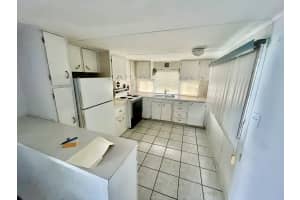 8717 SW 16th Pl, Davie, FL 33324 Sold 10/07/24