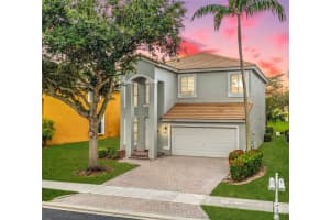2230 NW 77th Ter, Hollywood, FL 33024 Sold 11/22/24