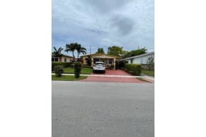 651 NW 3rd Ct, Hallandale Beach, FL 33009 Sold 12/03/24
