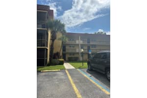 3253 Foxcroft Rd g305, Hollywood, FL 33025 - MLS#F10461340