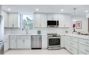 3100 NE 49th St 301, Fort Lauderdale, FL 33308 Sold 02/06/25