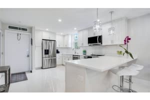 3100 NE 49th St 301, Fort Lauderdale, FL 33308 Sold 02/06/25