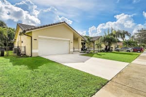 5180 NW 47th Ave, Coconut Creek, FL 33073 Sold 10/30/24