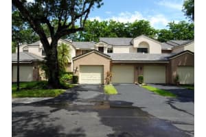 152 NW 98th Ter 152, Plantation, FL 33324 Sold 12/06/24