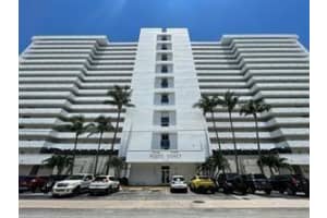 2200 NE 33rd Ave 5C, Fort Lauderdale, FL 33305 Sold 12/09/24