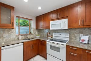 1785 N Andrews Sq 209E, Fort Lauderdale, FL 33311 Sold 12/23/24