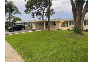 3916 Australian Ct, West Palm Beach, FL 33407 Sold 02/28/25