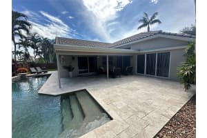 2702 W Abiaca Cir, Davie, FL 33328 Sold 10/15/24