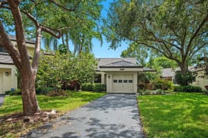 348 NW 94th Ter, Plantation, FL 33324 Sold 11/15/24