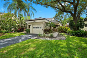 348 NW 94th Ter, Plantation, FL 33324 Sold 11/15/24