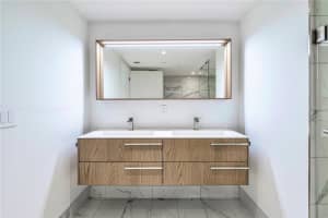 9521 E Bay Harbor Dr 305, Bay Harbor Islands, FL 33154 Sold 02/19/25