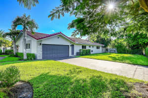 5571 NE 26th Ave, Fort Lauderdale, FL 33308 Sold 10/28/24