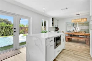 63 Forest Cir, Hollywood, FL 33026 Sold 10/23/24